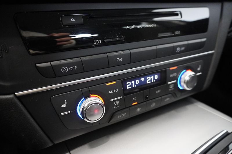 Audi A6 2,8 FSI AUTOMAT - fotka 22 z 33