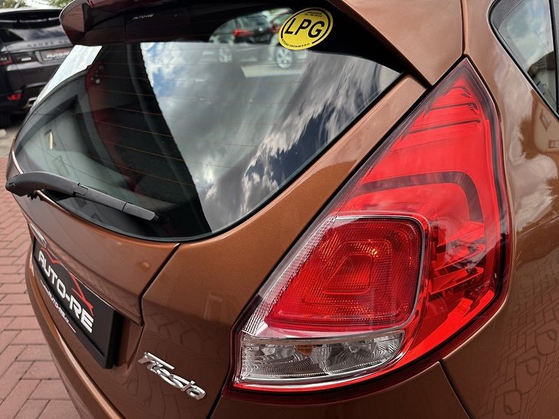 Ford Fiesta (2015) 1.25i Trend Klima LPG Rozvody - fotka 42 z 50