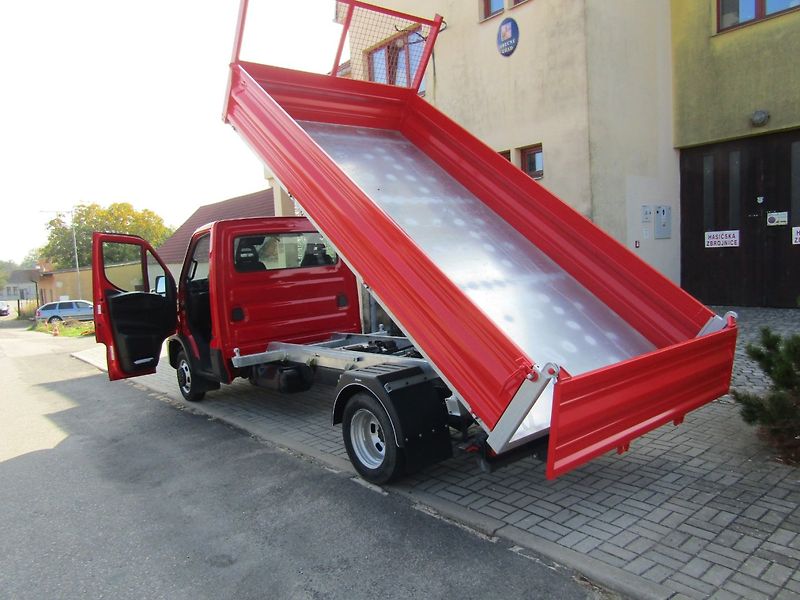 Iveco Daily (2024) 3.0 JTD  50C/35 - fotka 23 z 30