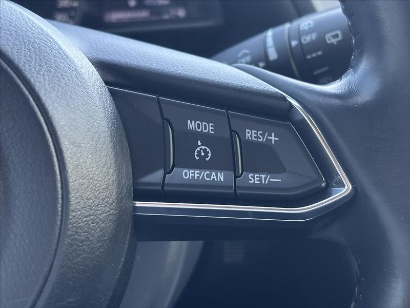 Mazda 3 2,0 i Attraction PLNÝ SERVIS - fotka 34 z 39