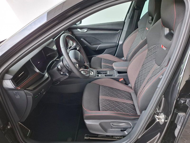 Škoda Octavia (2025) RS TS 195/2.0 A7F - fotka 9 z 22