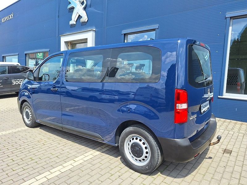 Peugeot Traveller (2017) Expert Combi L2 2.0 BHDi 150k - fotka 3 z 15