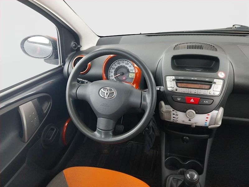 Toyota Aygo (2012) 1.0 VVT-i, po STK - fotka 7 z 15