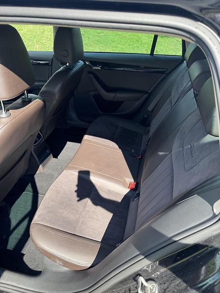 Škoda Octavia (2019) Laurin&Klement 3 kombi 2 TDI - fotka 6 z 17