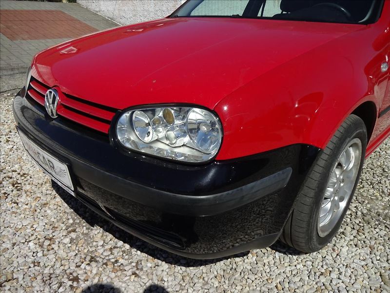 Volkswagen Golf IV 1,6i 77kW - fotka 14 z 44