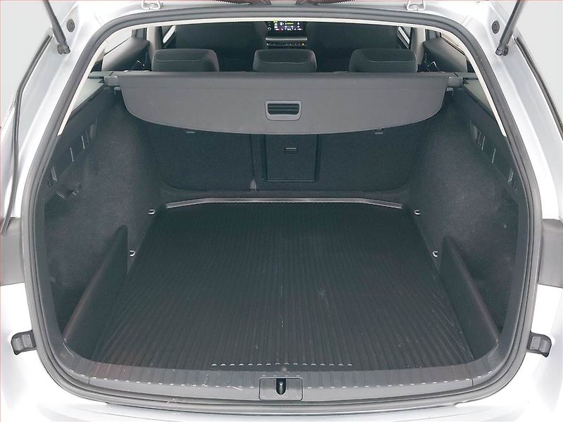 Škoda Octavia (2023) Ambition 2.0 TDI, ČR,1.maj - fotka 13 z 20