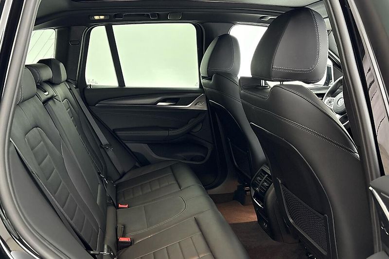 BMW X3 xDrive30d - fotka 11 z 20