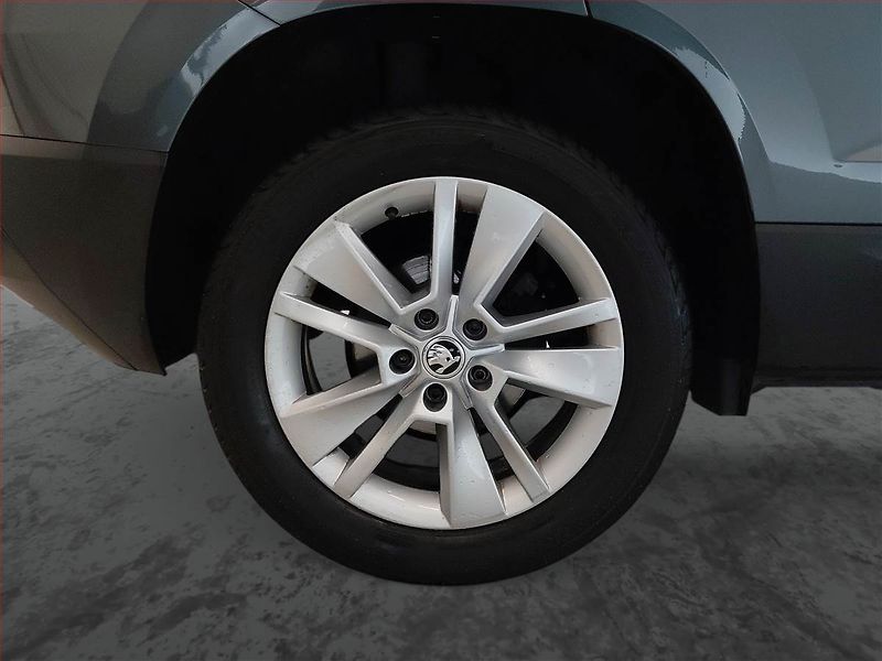 Škoda Karoq (2020) Style Plus 1.5 TSI - fotka 15 z 17