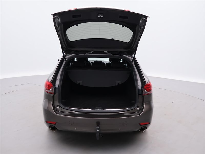 Mazda 6 2.5 G194 Aut. Revolution 1.Maj - fotka 9 z 40