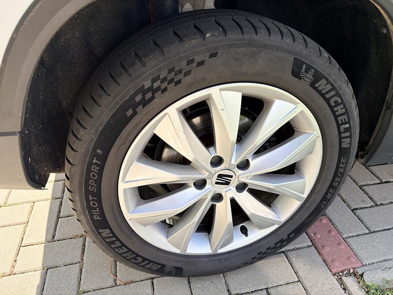 Seat Ateca 2.0TDI 110KW DSG 4DRIVE LED - fotka 10 z 56