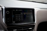 Peugeot 2008 (2015) BlueHDI Allure - tažné - náhled 14