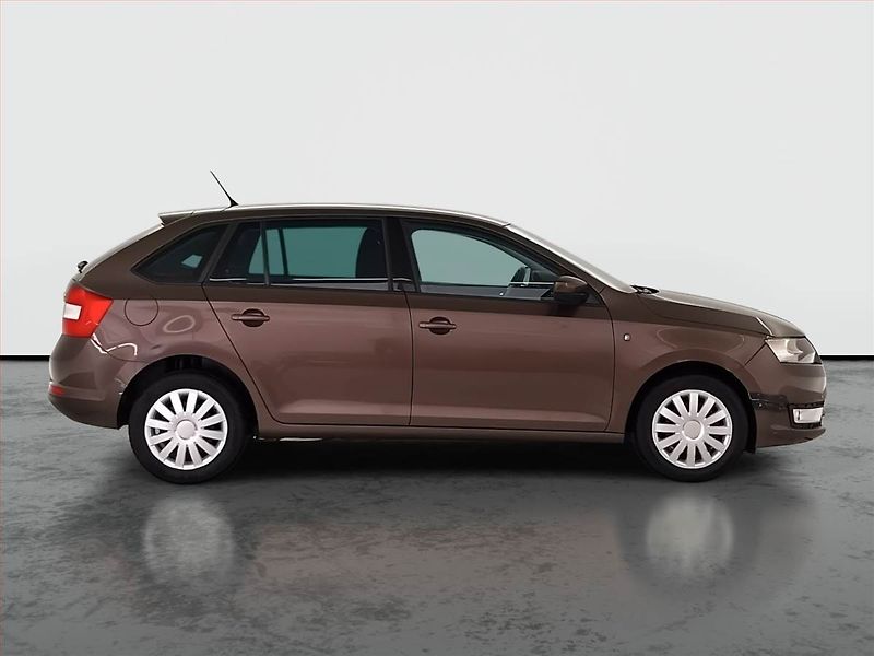 Škoda Rapid (2015) Spaceback 1.2 TSI, Serv.kniha - fotka 6 z 18