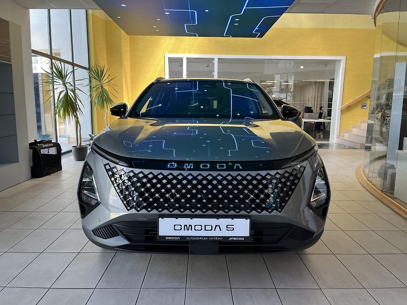 Omoda 5 (2026) 1.6 TGDI PREMIUM - fotka 2 z 15