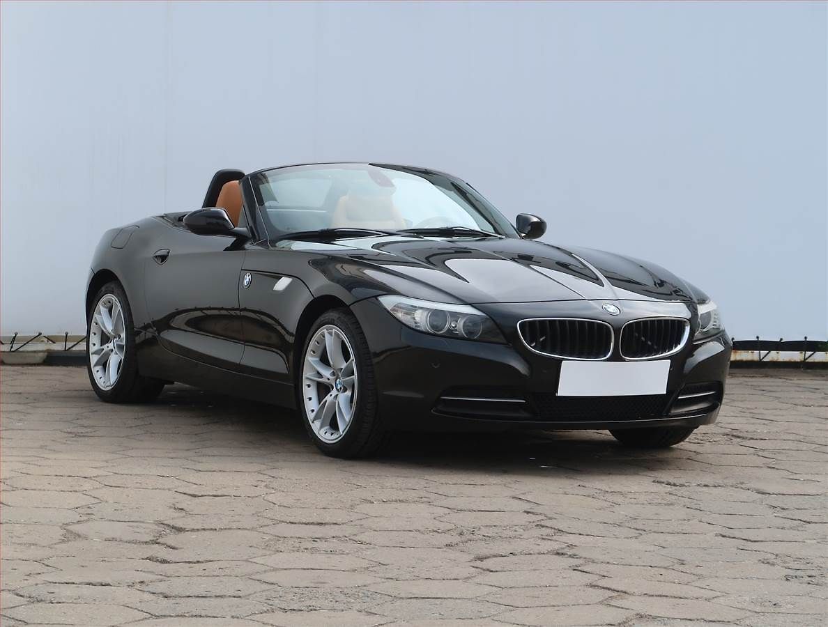 BMW Z4 sDrive20i, Kůže, Bi-Xenony