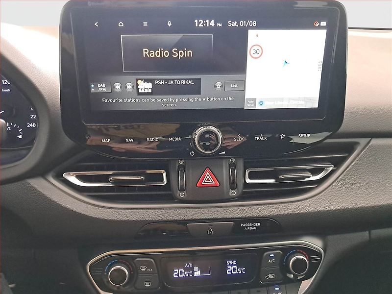 Hyundai i30 (2023) N-Line 1.5 T-GDI MHEV - fotka 12 z 18