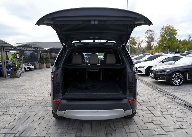 Land Rover Discovery 3.0 TD6/HSE/260PS/ČR - fotka 11 z 54