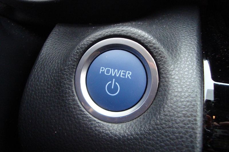 Toyota Yaris Cross (2024) 1.5 Hybrid,ČR,1.Maj.Exetucive - fotka 63 z 83
