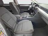 Volkswagen Passat (2022) 2.0 TDI - náhled 9