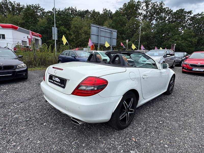 Mercedes-Benz SLK (2010) 3.0 AUTOMAT - fotka 11 z 29
