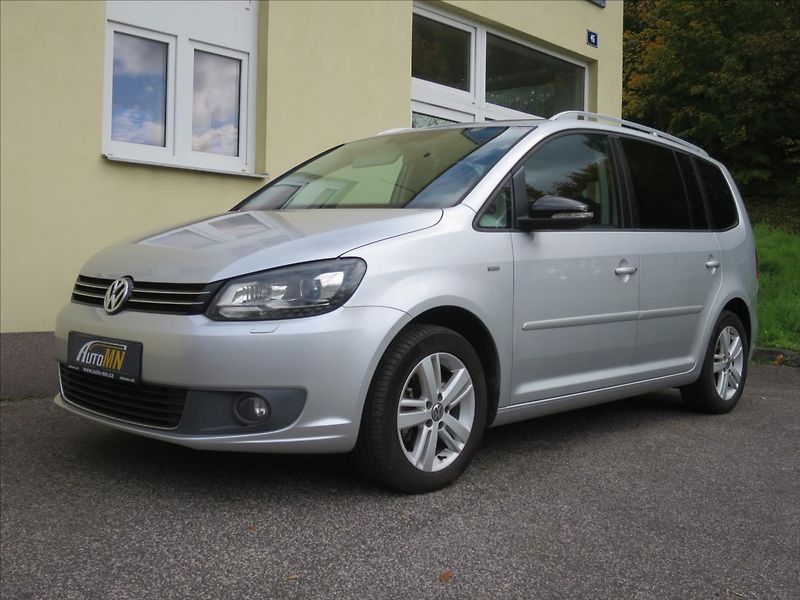 Volkswagen Touran 1,4  TSI MATCH - fotka 1 z 34
