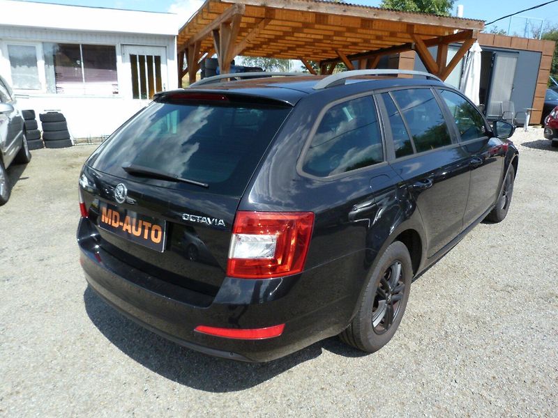 Škoda Octavia 1.2 tsi Ambiente digi klima - fotka 6 z 19
