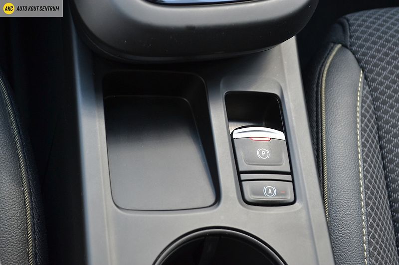 Renault Arkana Techno mild hybrid 140 EDC - fotka 24 z 47