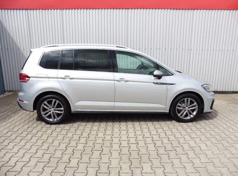 Volkswagen Touran 1,4 TSI R-Line, Navi, 7.míst.. - fotka 6 z 23