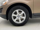 Volvo XC60 D4 AWD MOMENTUM CZ - náhled 33