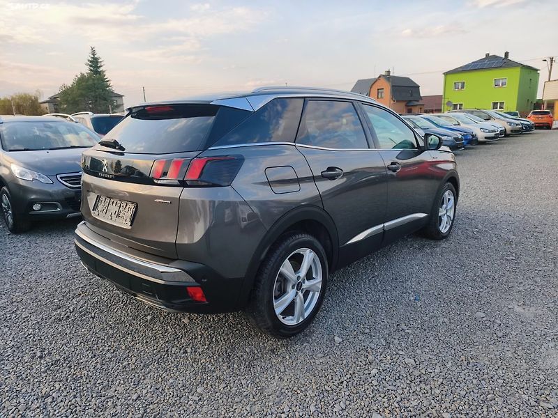 Peugeot 3008 (2019) - fotka 5 z 41