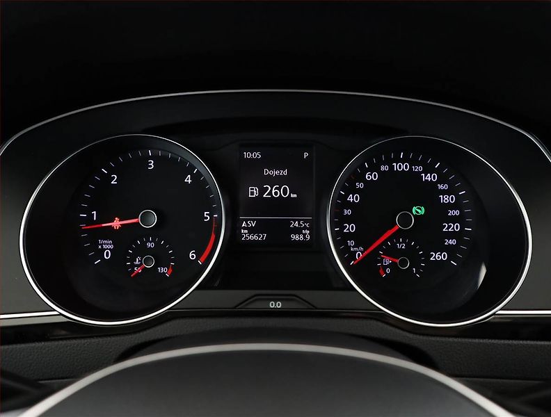Volkswagen Passat (2019) Business 2.0 TDI, Automat - fotka 9 z 20