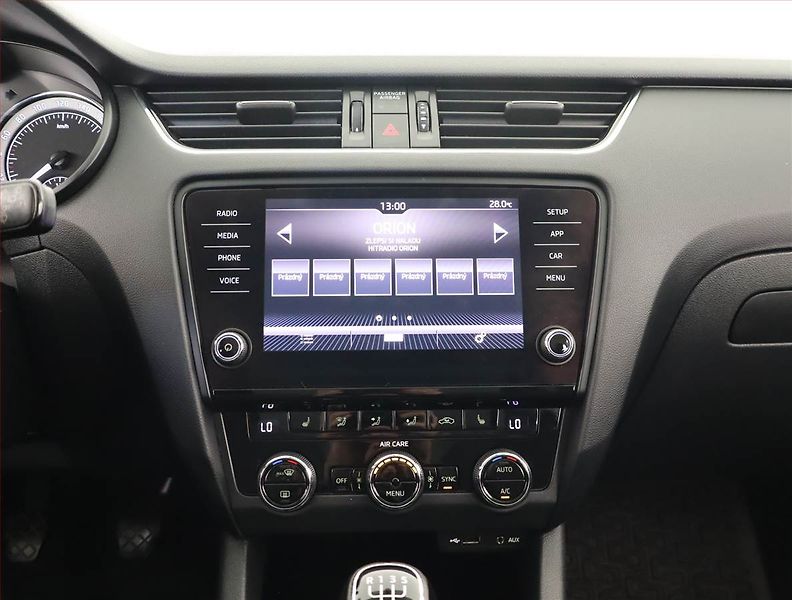 Škoda Octavia (2017) Style 1.6 TDI, Tempomat - fotka 11 z 21