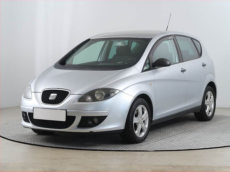 Seat Altea (2007) 1.6, nová STK, za super cenu - fotka 2 z 14