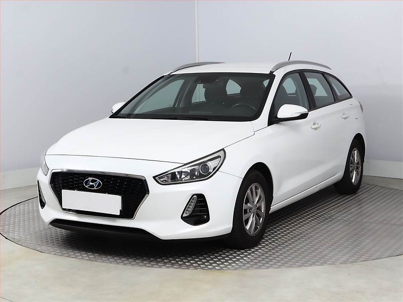 Hyundai i30 (2017) 1.0 T-GDI, Serv.kniha - fotka 2 z 14