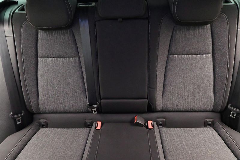 Škoda Karoq 2,0 TDI 85kW DSG Style Záruka - fotka 26 z 28