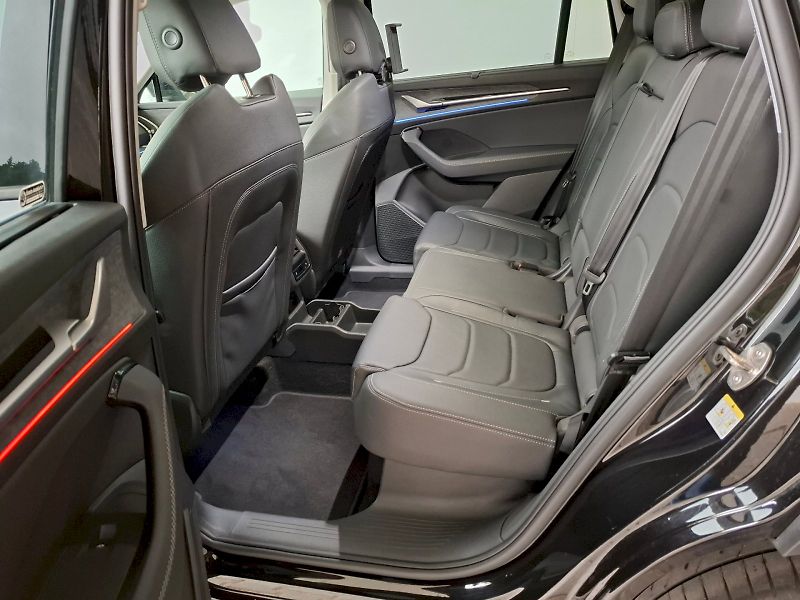 Škoda Kodiaq (2025) SELECTION 4X4 TD 142/2.0 A7A - fotka 8 z 34