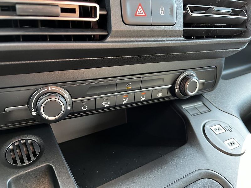 Toyota ProAce City Verso 1.5D 6MT Business ODBĚR ihned - fotka 19 z 27