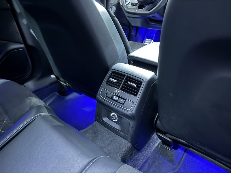 Audi RS 4 2,9   TFSI 450HP QUATTRO ALCA - fotka 31 z 45