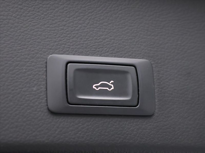 Audi A6 3,0 TDI quattro S-line Aut. - fotka 10 z 31