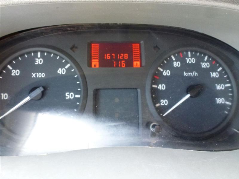 Renault Master 2,5 DCI Valník  150 - fotka 30 z 49