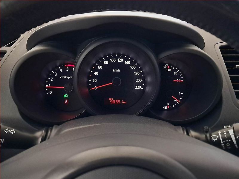 Kia Soul (2009) 1.6 CRDI, Vyhř. sedaček - fotka 11 z 16