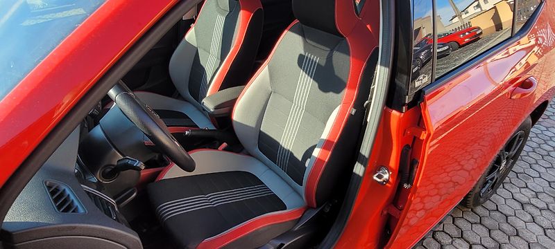Škoda Fabia (2017) 3 Monte Carlo 1,2TSi 66kW  - fotka 9 z 40