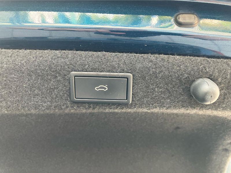 Škoda Octavia 2.0TDi 110kW STYLE PLUS 4x4 DS - fotka 28 z 30