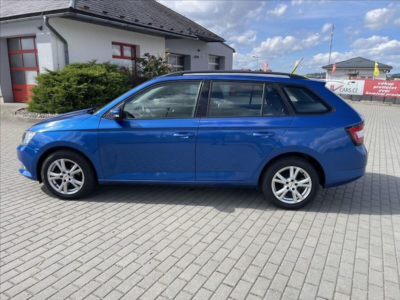 Škoda Fabia 1,2 TSi 66kw Ambiente Tažné Te - fotka 30 z 34