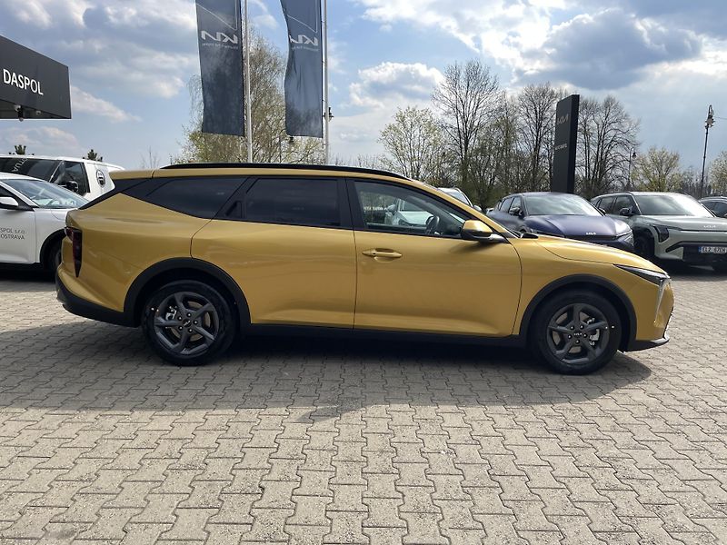 Kia K4 Sportswagon (2026) 1.6T-GDi 7DCT SPIN 110Kw - fotka 2 z 24