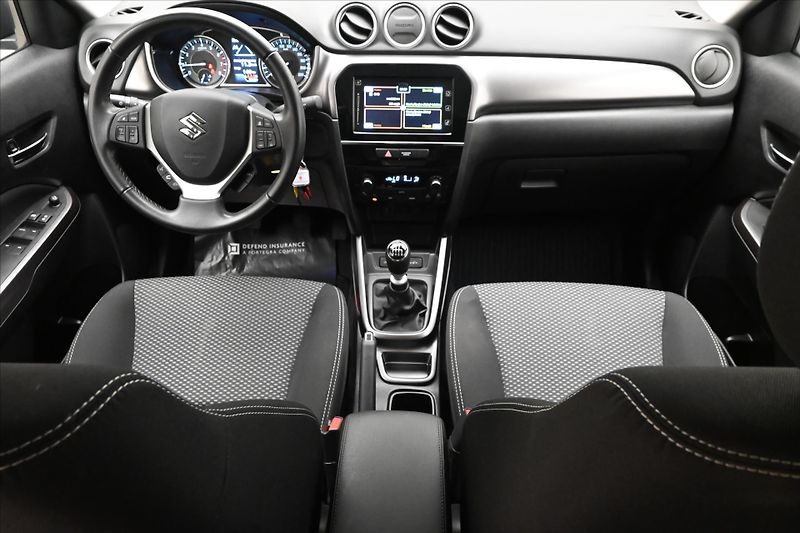 Suzuki Vitara 1,4 HYBRID 95kW Active Záruka - fotka 15 z 29