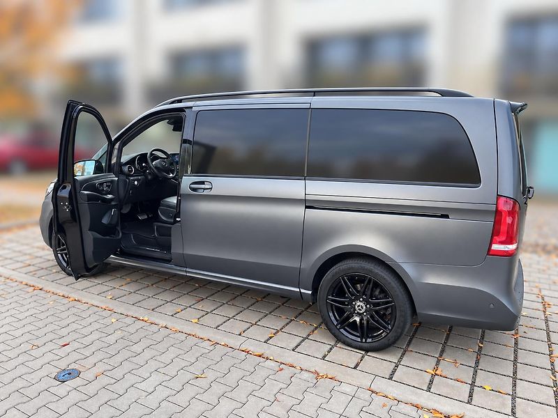 Mercedes-Benz Třídy V (2021) Mercedes-Benz V 300 d 4MATIC  - fotka 16 z 30