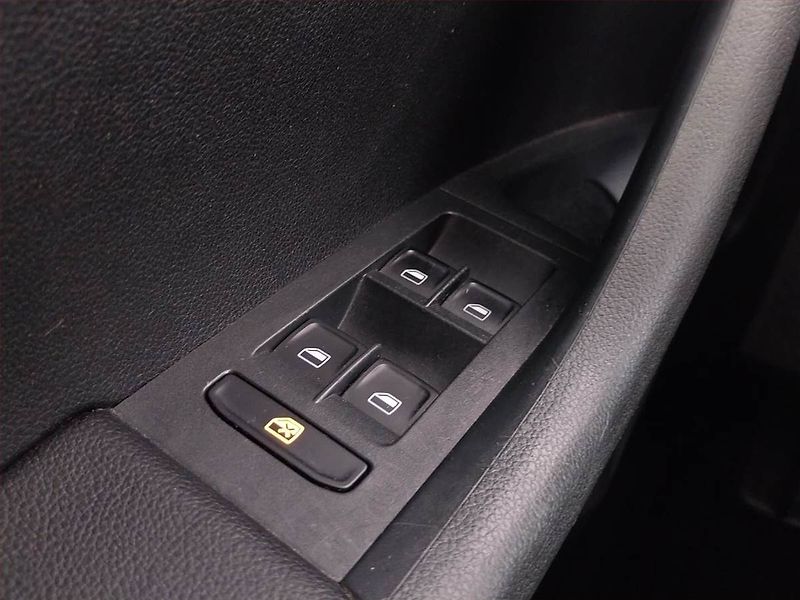 Škoda Octavia (2014) Style 2.0 TDI, Serv.kniha - fotka 12 z 18