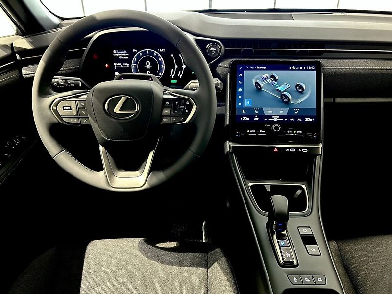 Lexus LBX 1.5L HEV COMFORT PLUS - fotka 7 z 9