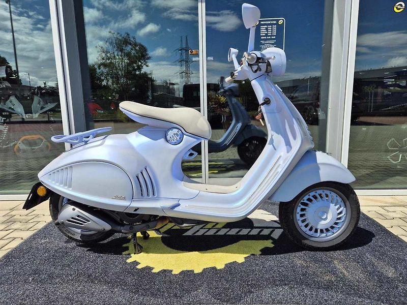 Vespa 946 (2025) 946 Snake E5+ - fotka 3 z 24
