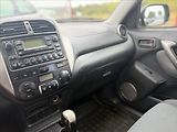 Toyota RAV4 2,0 D-4D 4X4 TAŽNÉ - náhled 11